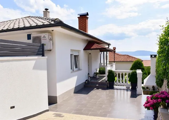 2348a Apartament